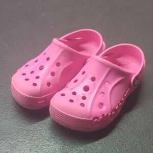 CROCS Kids Bubblegum Pink Classic Clog Sandals with Heel Strap